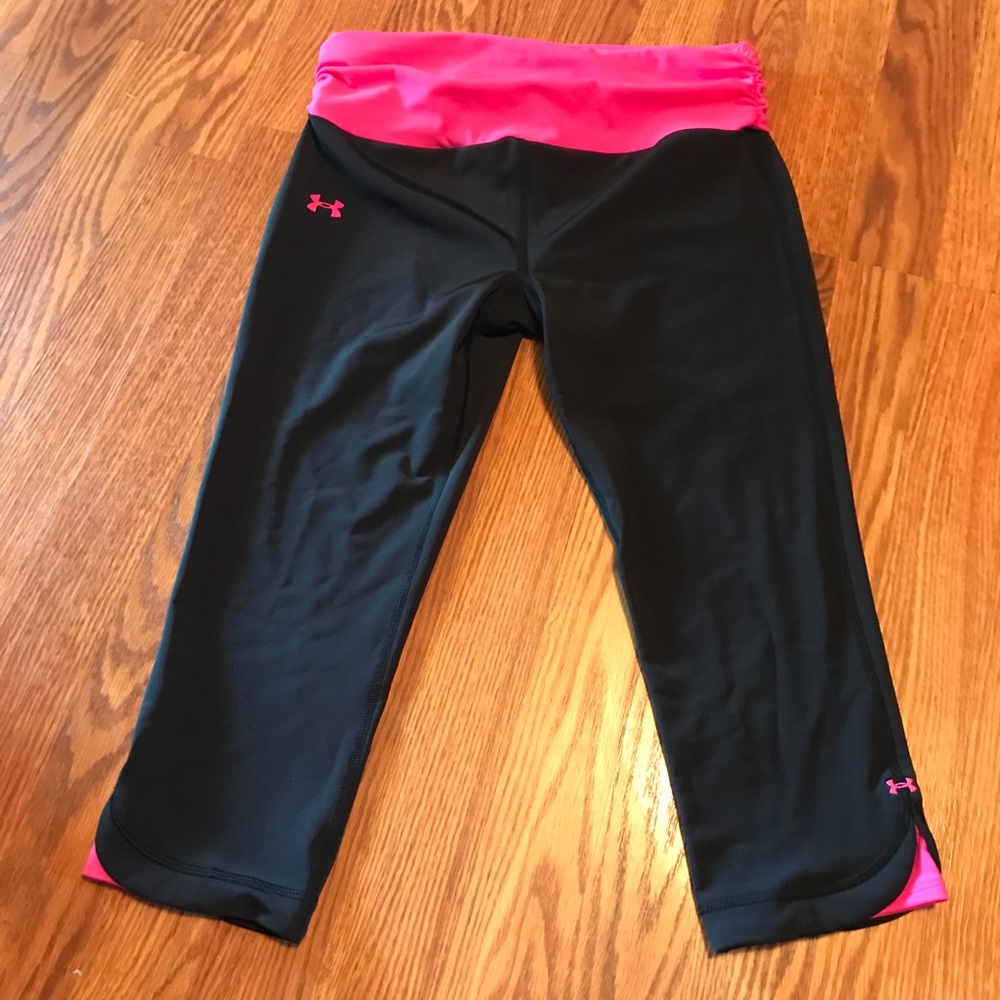UA cropped workout leggings